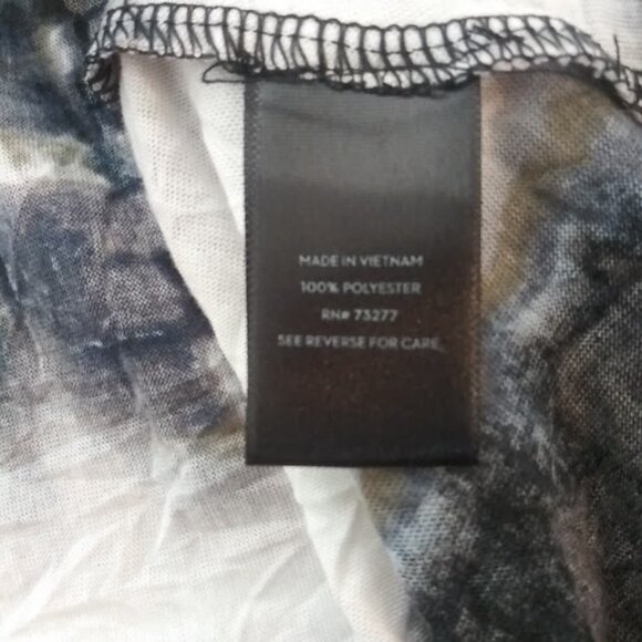 Simply Vera Vera Wang women's size XS black, white, blue , and green blouse - Picture 13 of 15